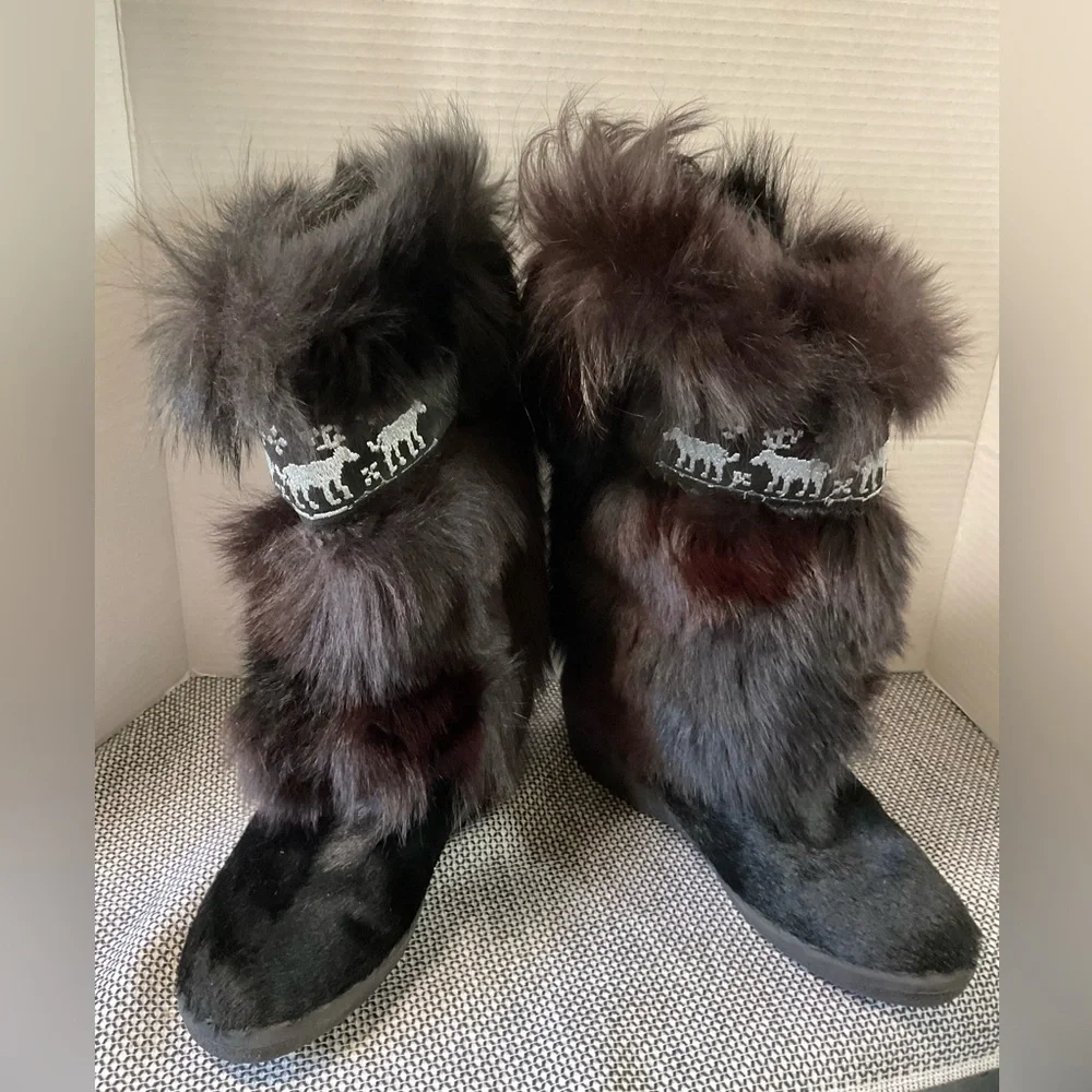 TEMARICA ITALIAN BLACK FUR SKI BOOTS WITH‎ EMBROIDERED REINDEER 37Italy/6.5 US